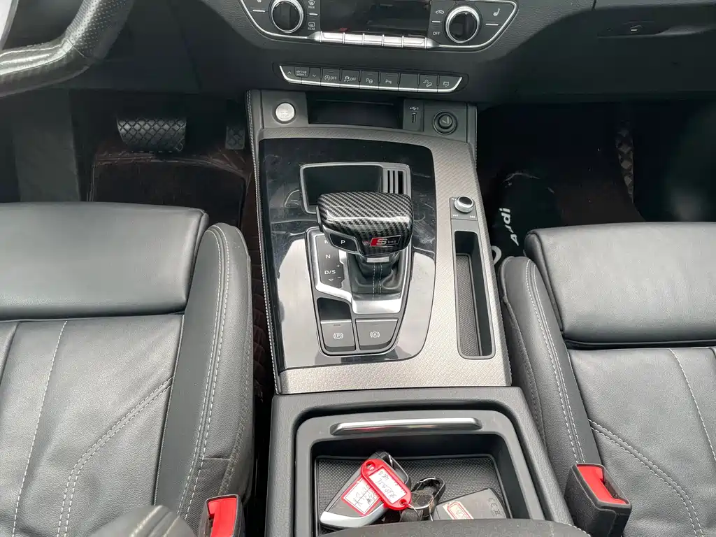 Audi Q5L — миниатюра 11
