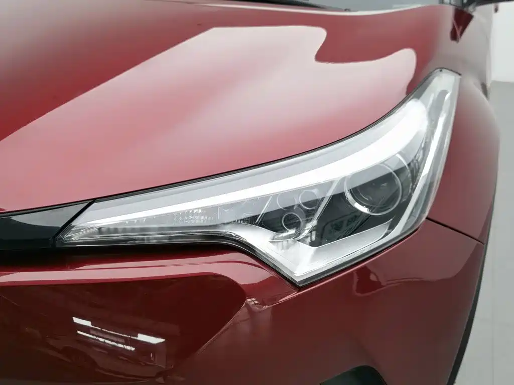 Toyota IZOA — миниатюра 7