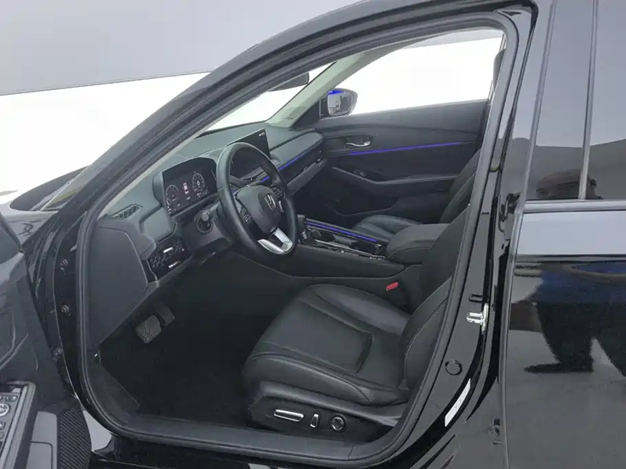 Honda Accord — миниатюра 9