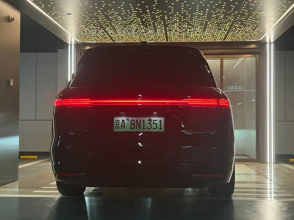 NIO ES8 — миниатюра 24