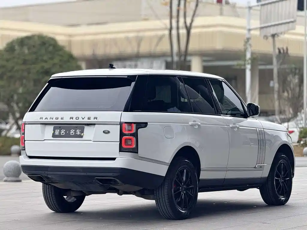 Land Rover Range Rover — миниатюра 7