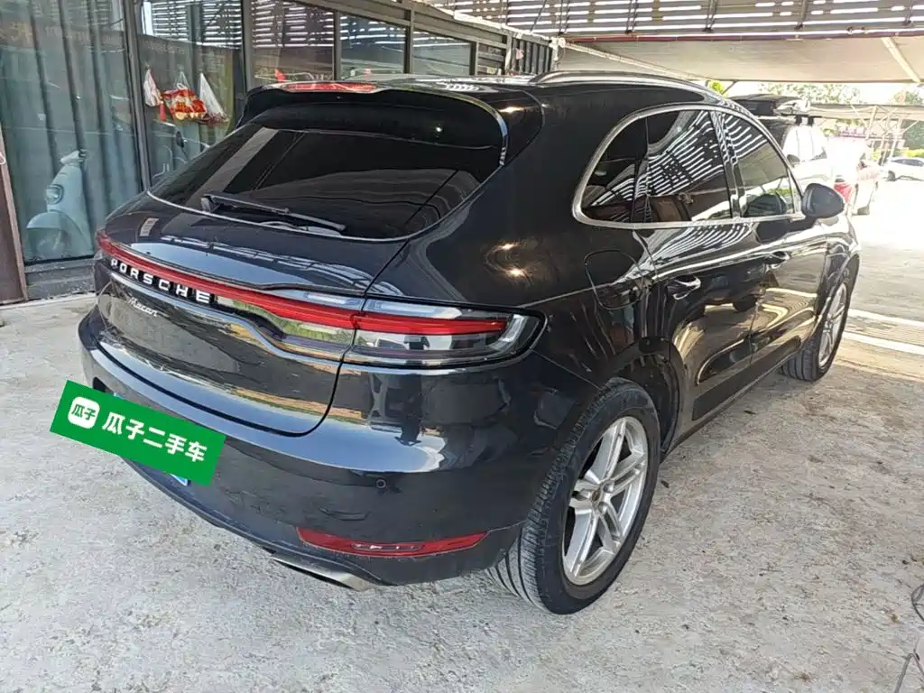 Porsche Macan — миниатюра 7