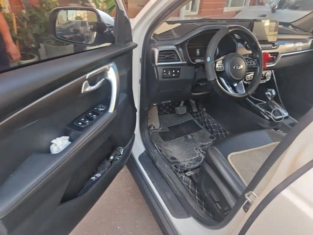 Kia Sportage — миниатюра 14