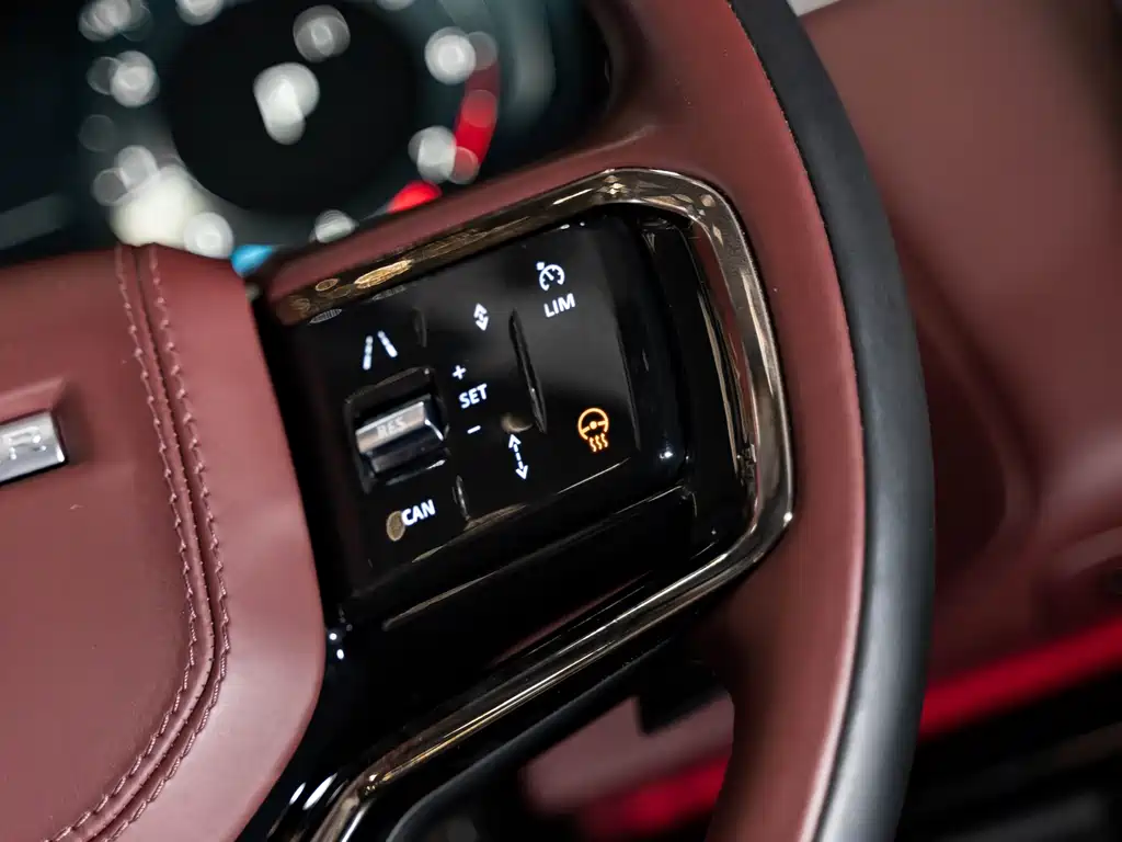 Land Rover Sport — миниатюра 17