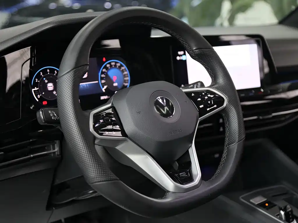 Volkswagen Golf — миниатюра 7