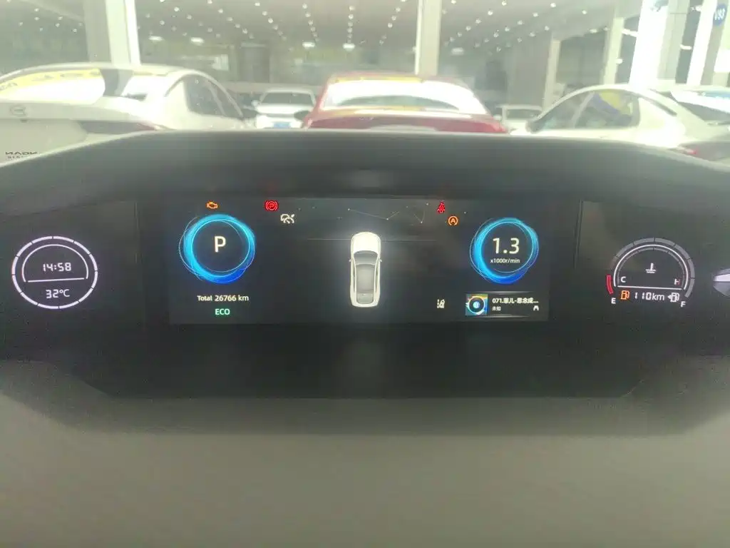 Changan UNI-V — миниатюра 4