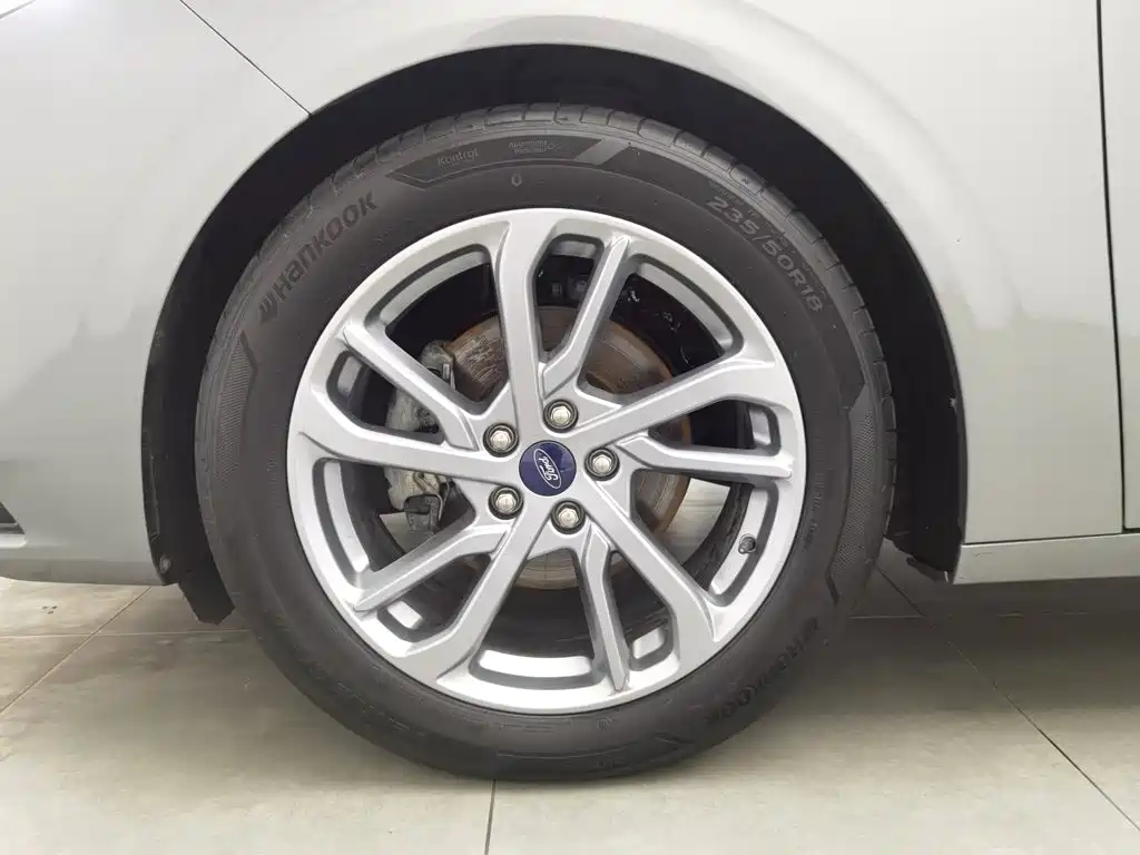 Ford Mondeo — миниатюра 17