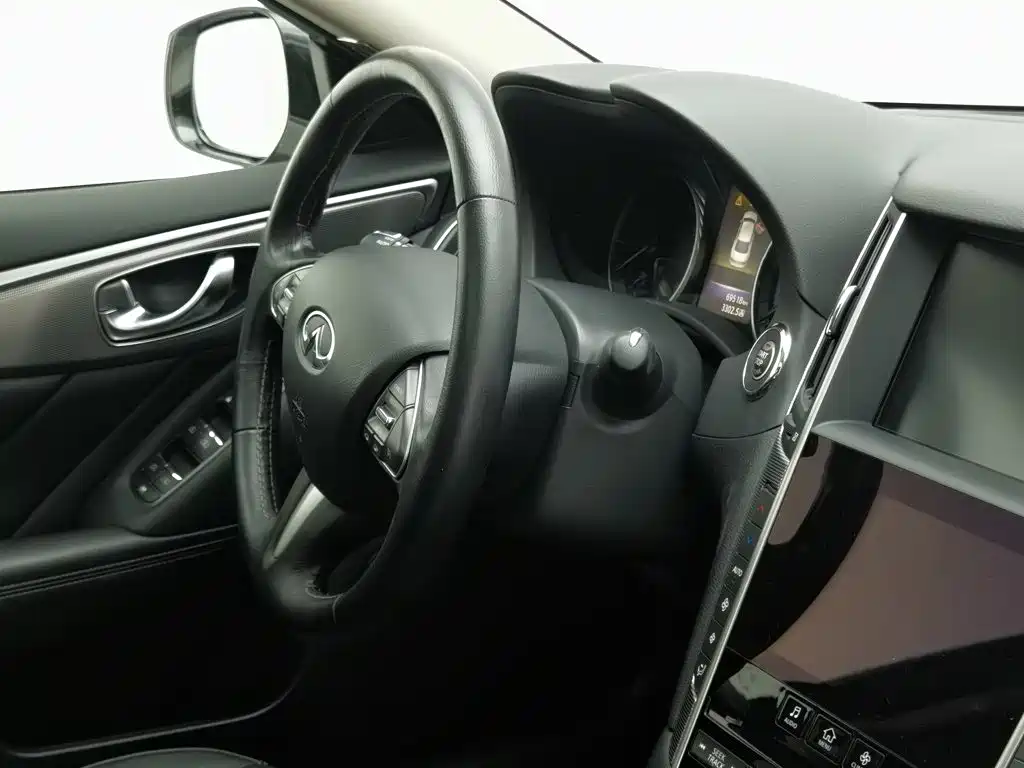 Infiniti Q50L — миниатюра 22