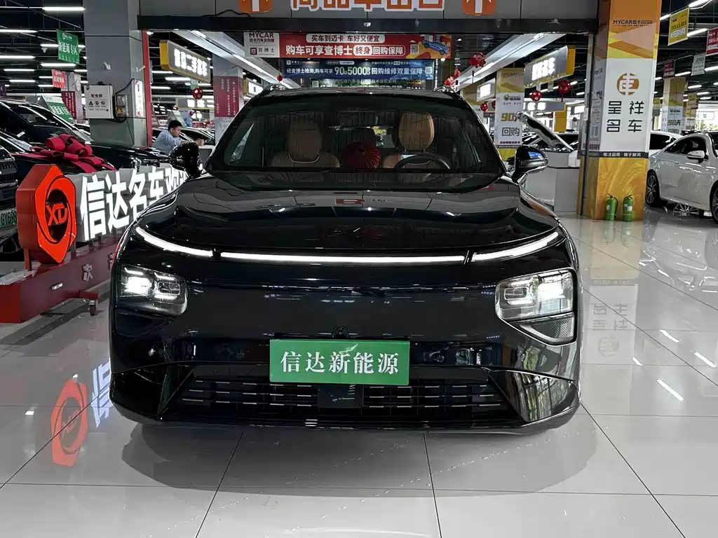 XPeng G9 — миниатюра 2