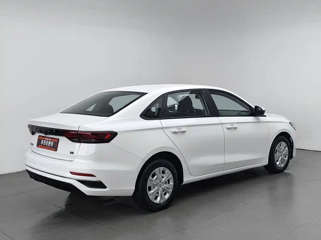 Geely Emgrand — миниатюра 2