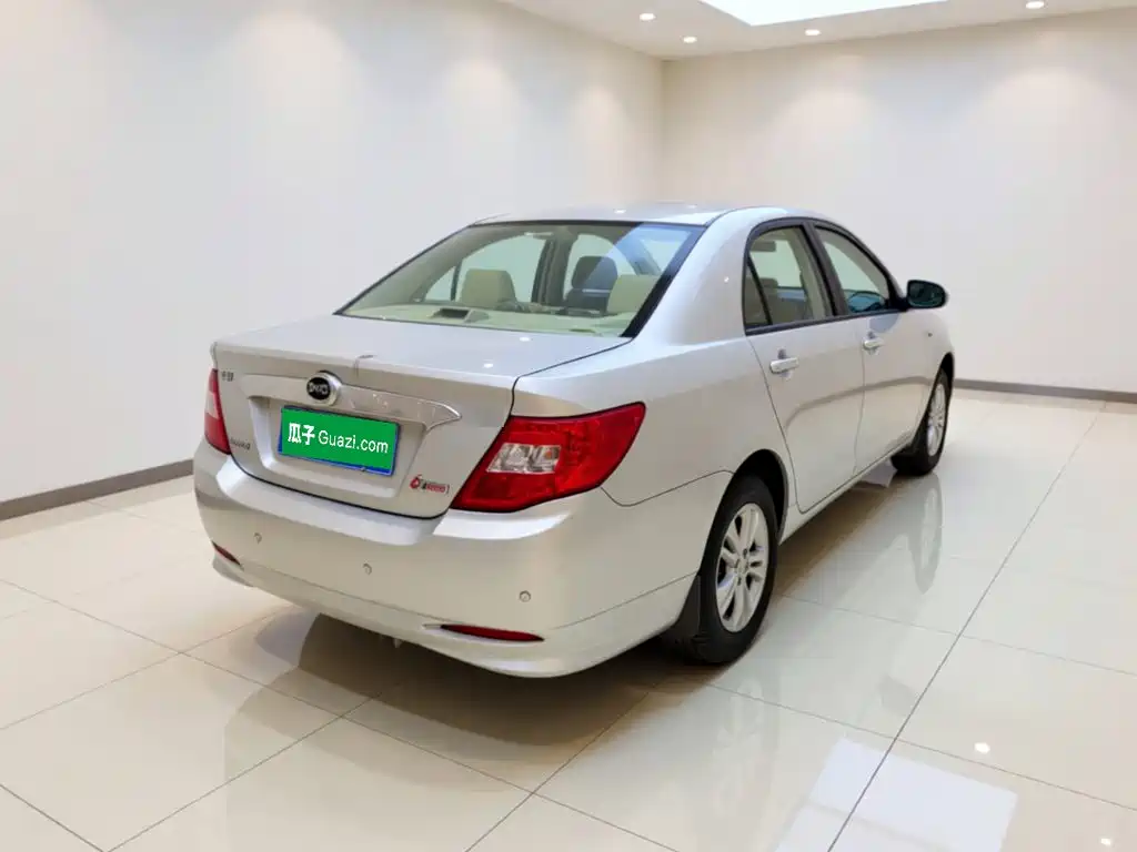 BYD F3 — миниатюра 6