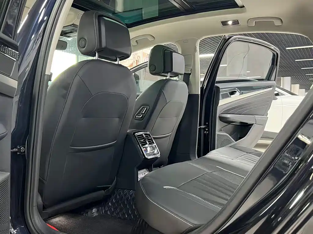 Volkswagen Passat — миниатюра 18