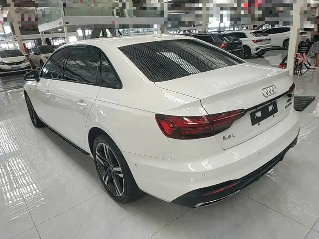 Audi A4L — миниатюра 5