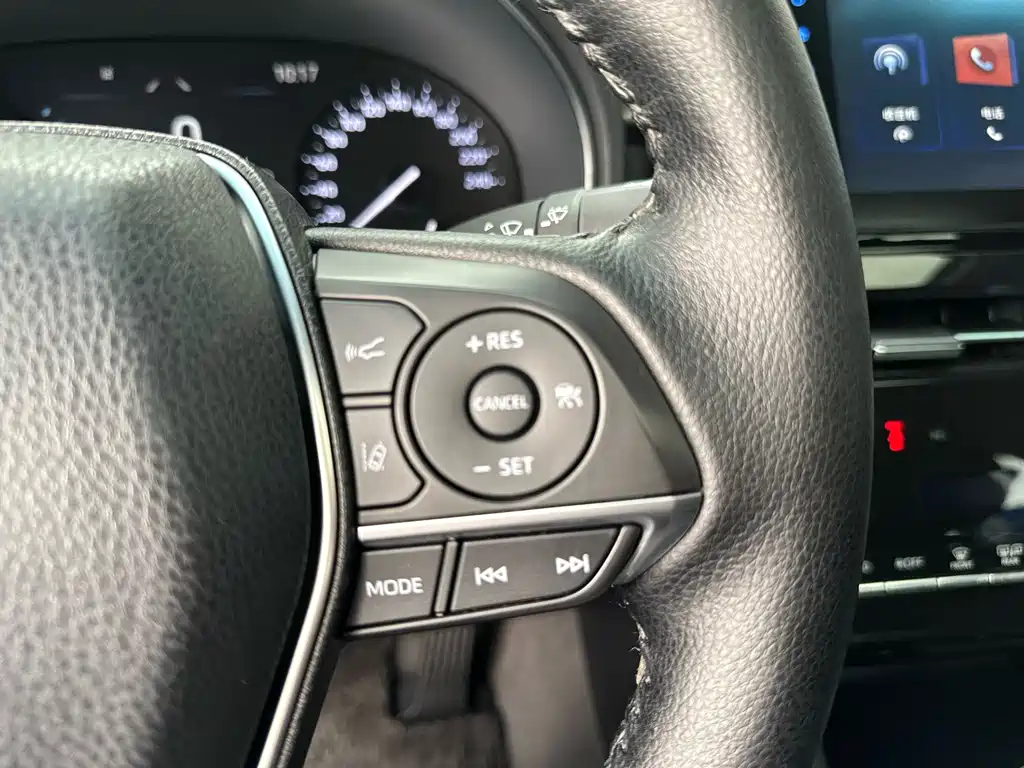 Toyota Avalon — миниатюра 13