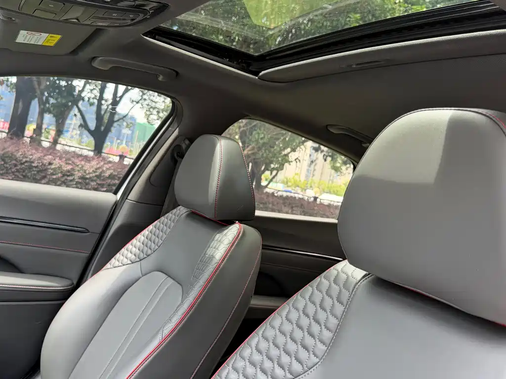 Hyundai Sonata — миниатюра 24