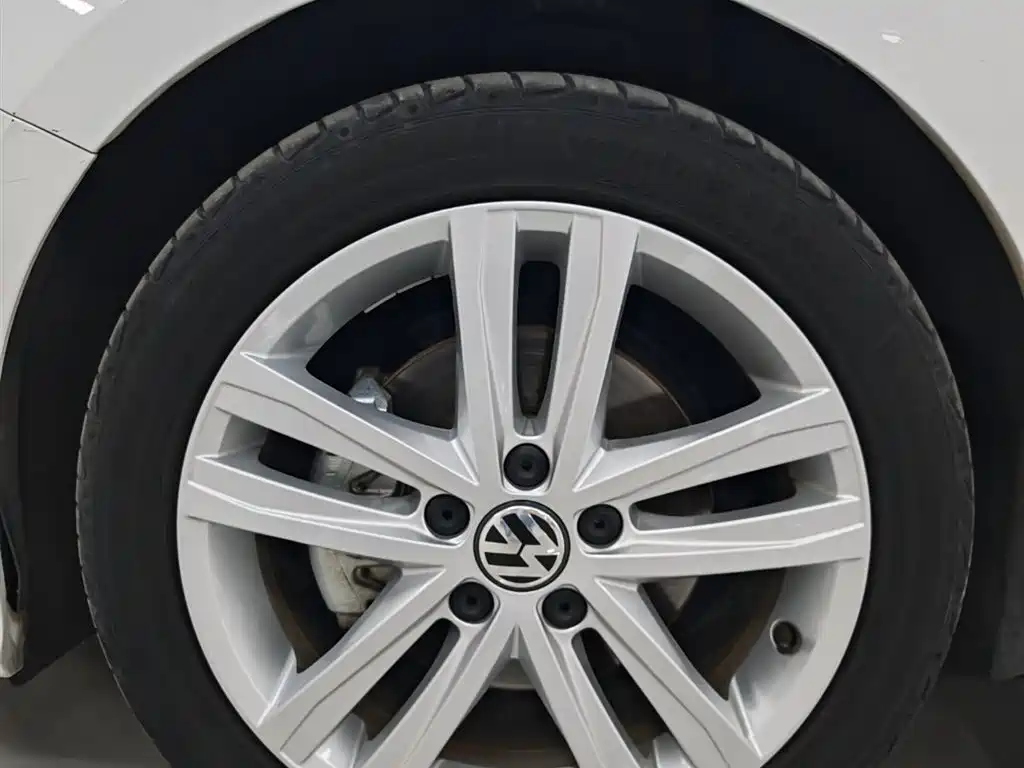 Volkswagen Sagitar — миниатюра 14