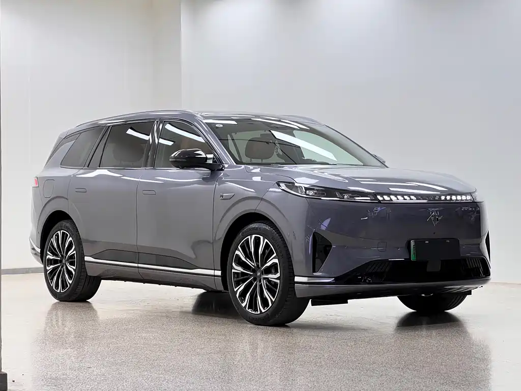 Dongfeng eπ008 2026 мест