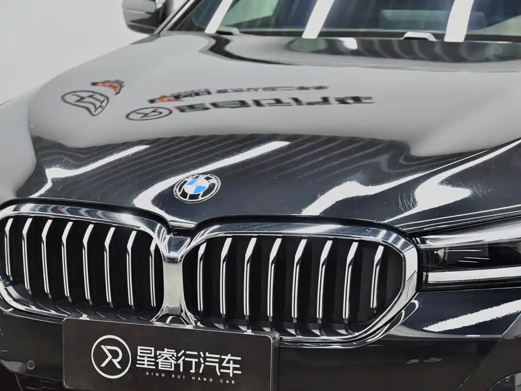BMW 5 Series — миниатюра 29