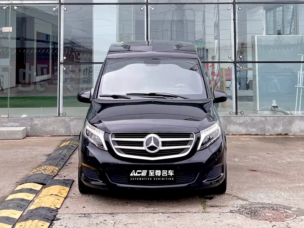 Mercedes-Benz Vito — миниатюра 2