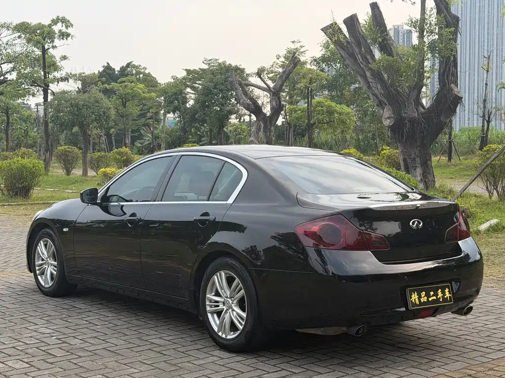 Infiniti G — миниатюра 4