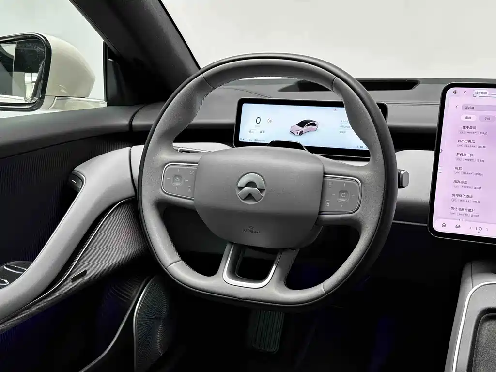 NIO ET5 — миниатюра 12