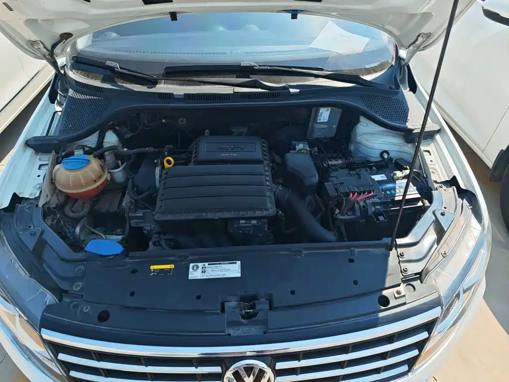 Volkswagen Jetta — миниатюра 16