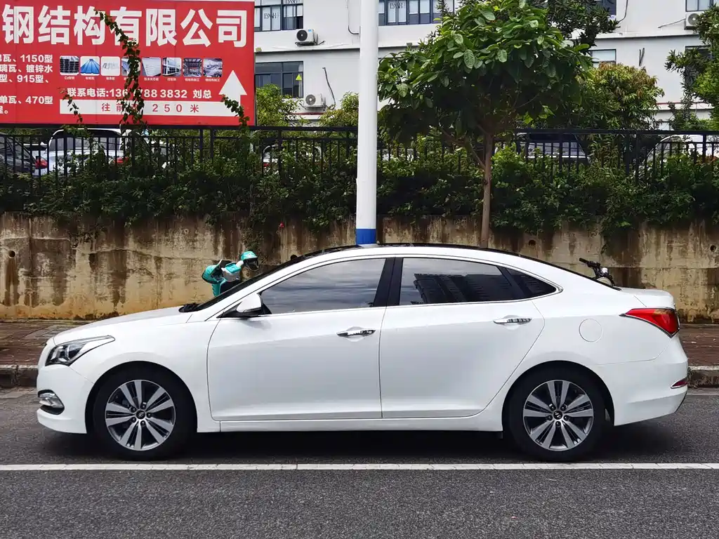 Hyundai Mistra — миниатюра 3