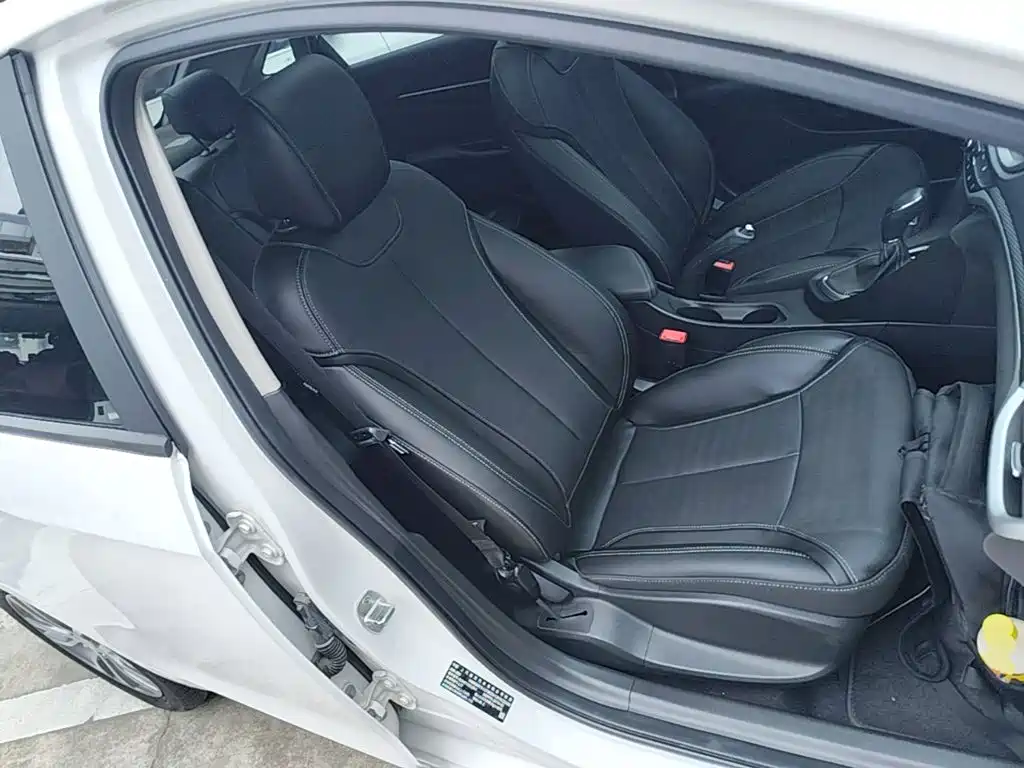 Buick Excelle — миниатюра 25