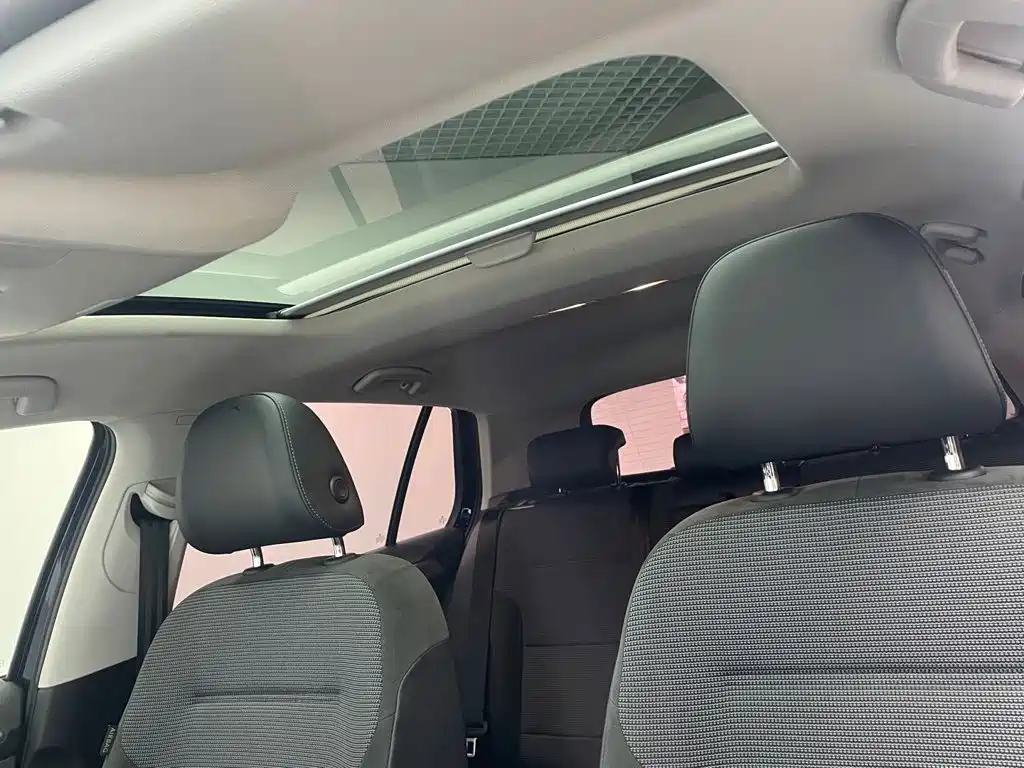 Volkswagen Golf — миниатюра 9