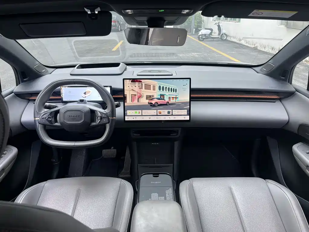Lynk & Co Z20 — миниатюра 5