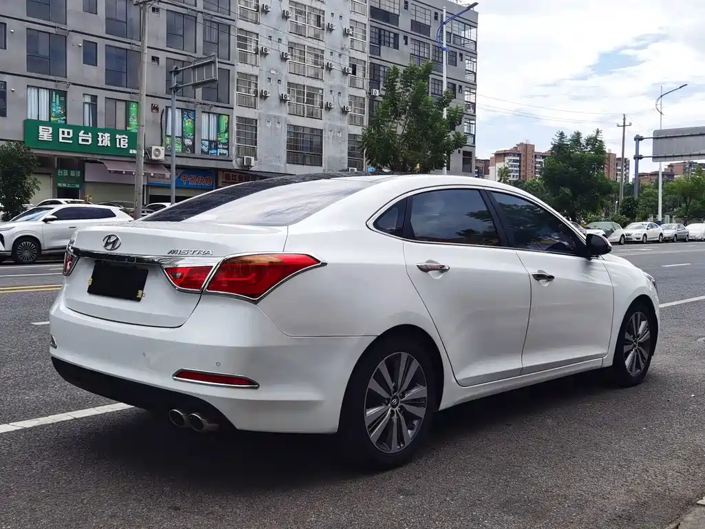 Hyundai Mistra — миниатюра 5