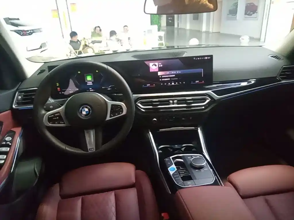 BMW i3 — миниатюра 10
