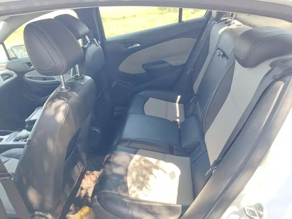 Chevrolet Cruze — миниатюра 17
