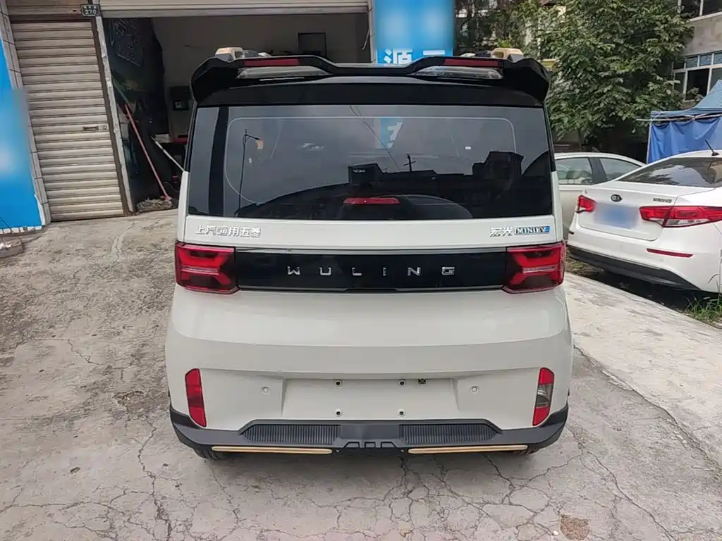 Wuling MINIEV — миниатюра 6