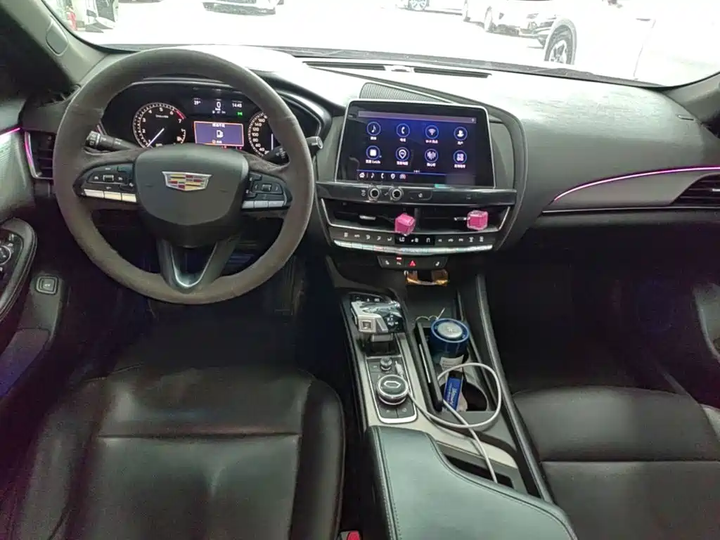 Cadillac CT5 — миниатюра 10