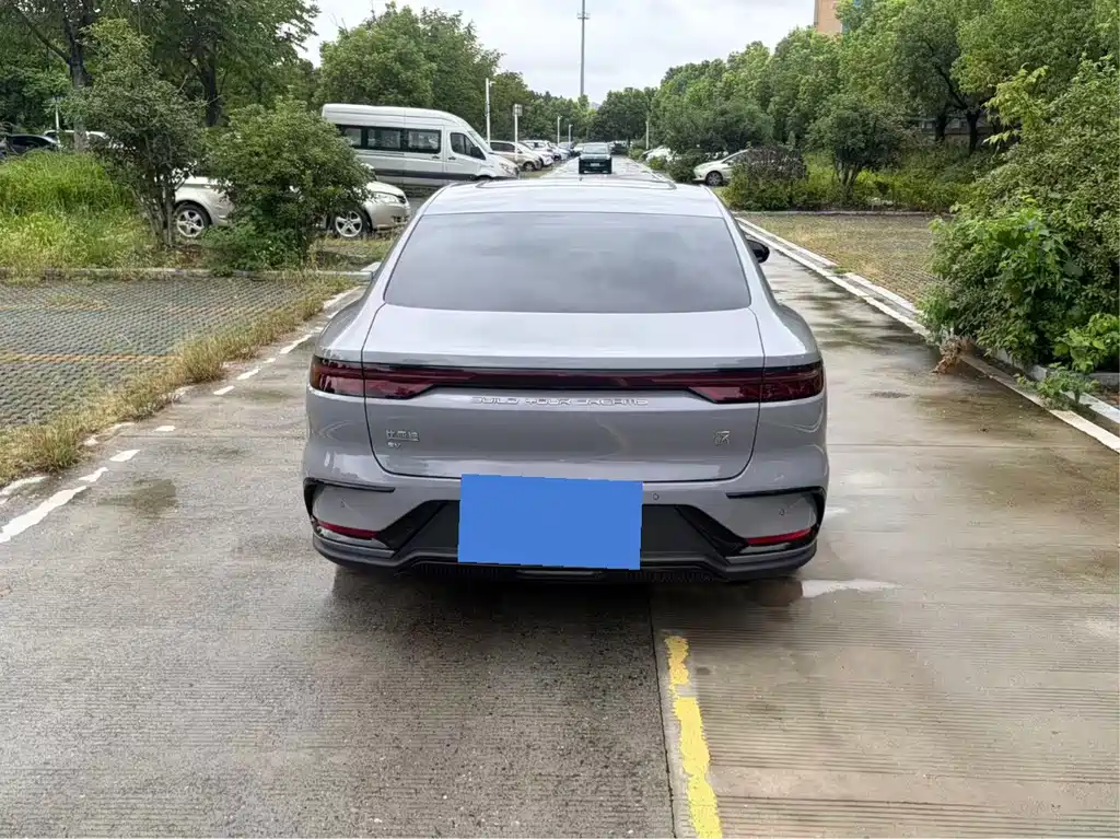 BYD Han — миниатюра 6