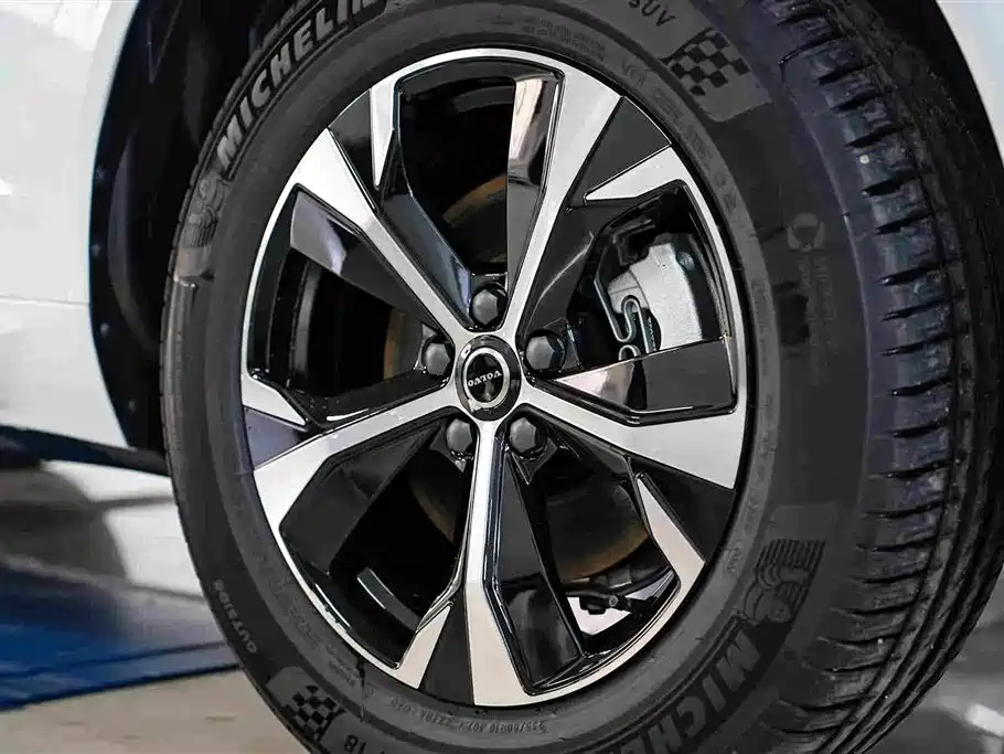 Volvo XC60 — миниатюра 13