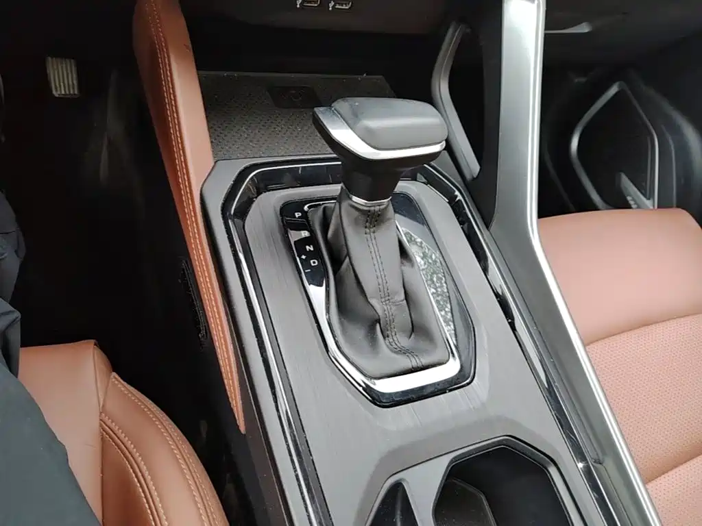 Geely Vision X6 — миниатюра 14