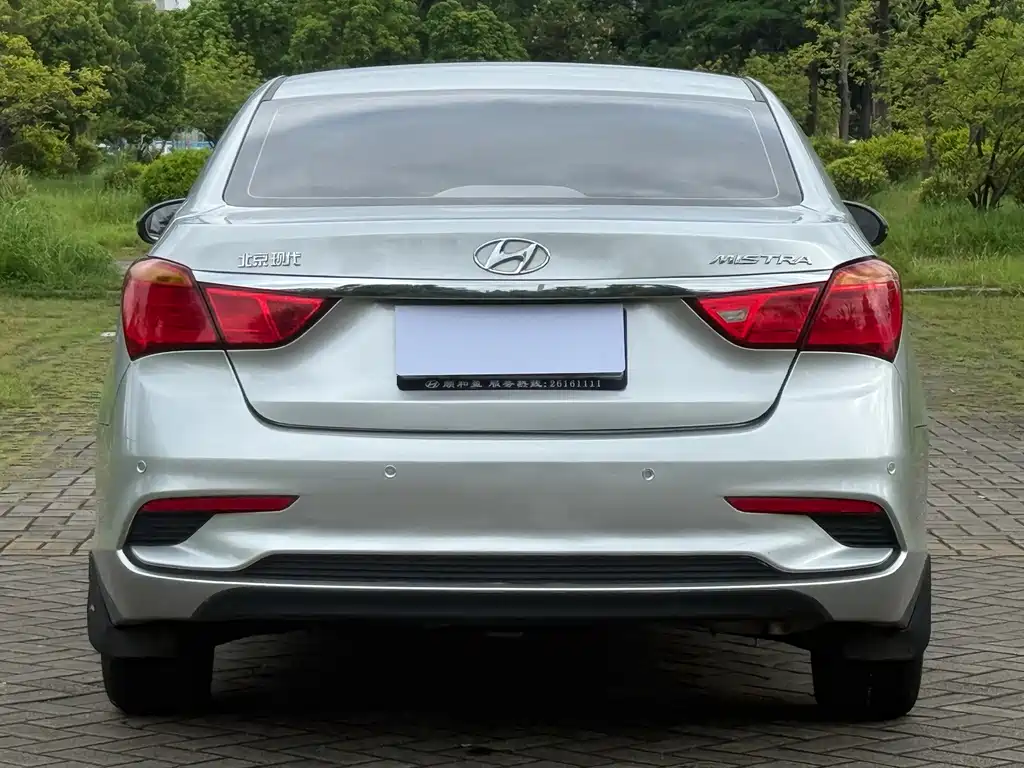 Hyundai Mistra — миниатюра 9