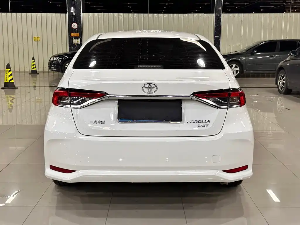 Toyota Corolla — миниатюра 10