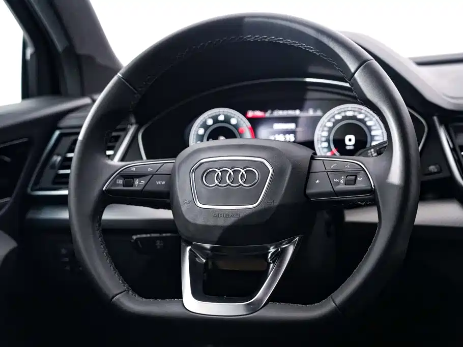 Audi Q5L — миниатюра 15