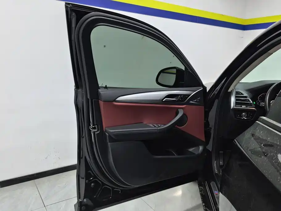 BMW X4 2022 xDrive 25i M Sport