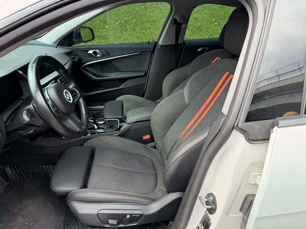 BMW 2 Series (Import) — миниатюра 8