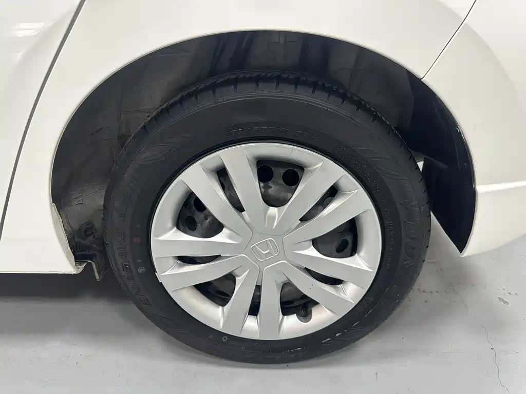 Honda Fit — миниатюра 17