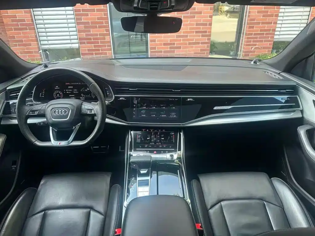 Audi Q8 2019 55 TFSI