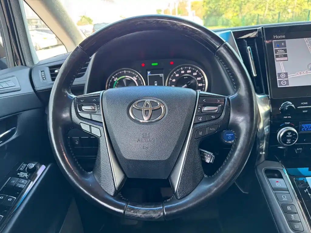 Toyota Vellfire — миниатюра 5