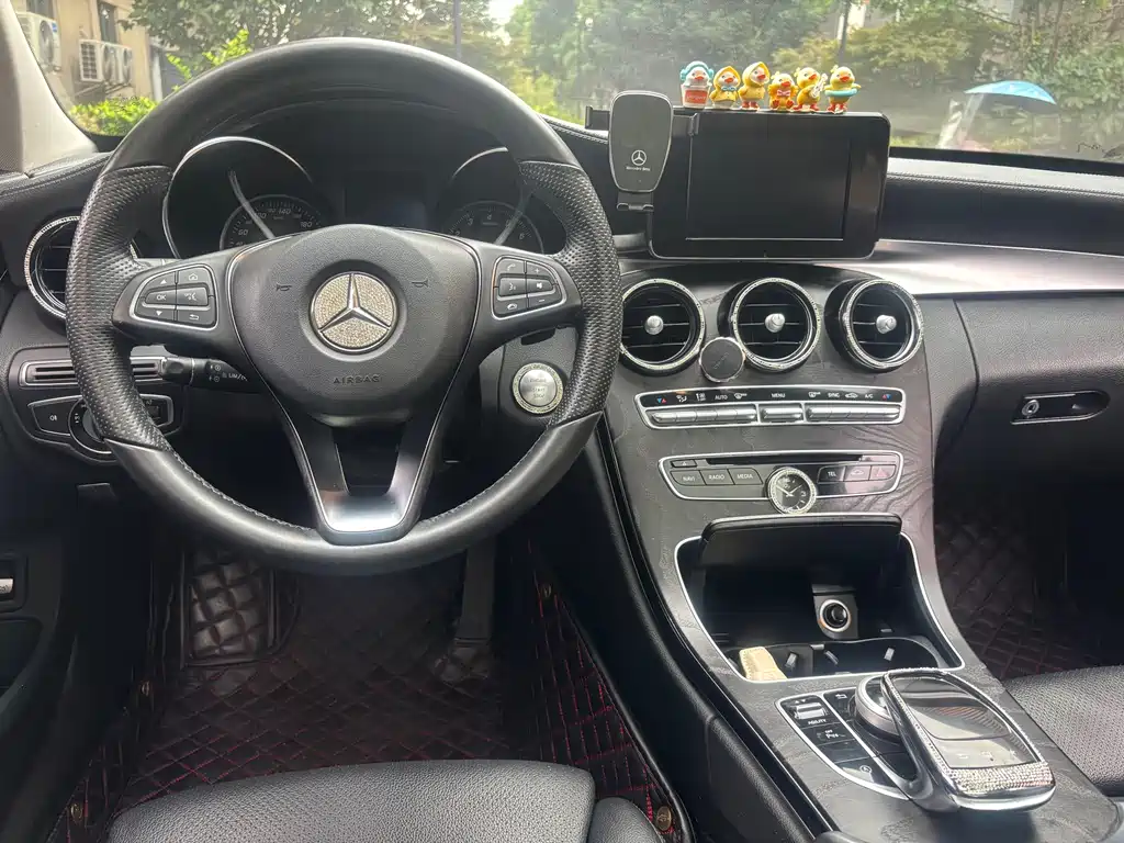 Mercedes-Benz C-Class — миниатюра 14