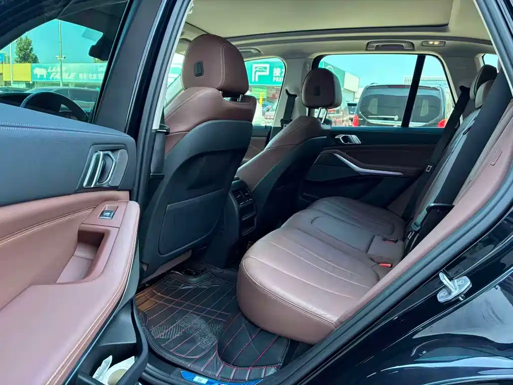 BMW X5 (Import) — миниатюра 9