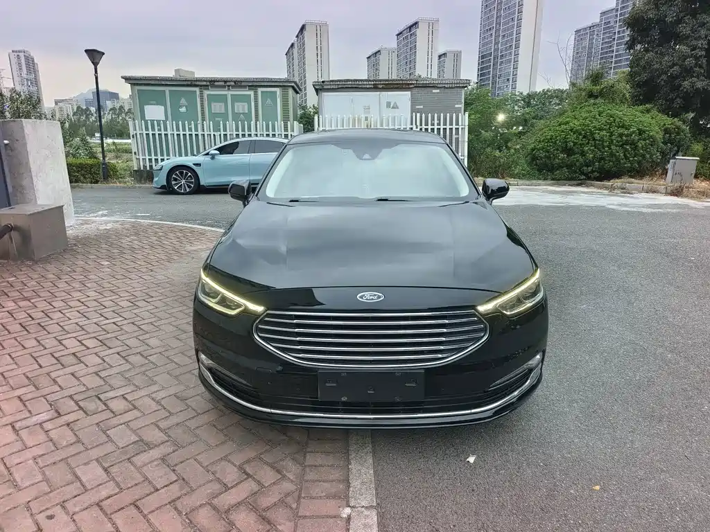 Ford Taurus — миниатюра 2