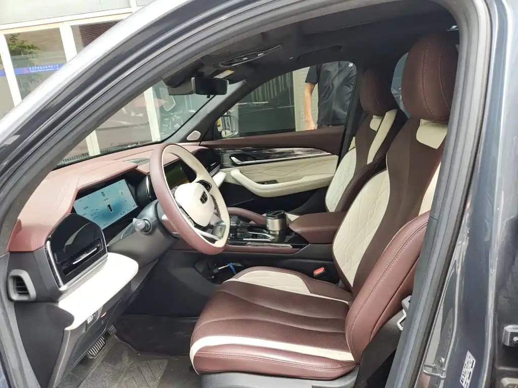Geely Xingyue L — миниатюра 8